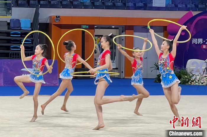 奥运冠军领衔出战，十五运会艺术体操资格赛在