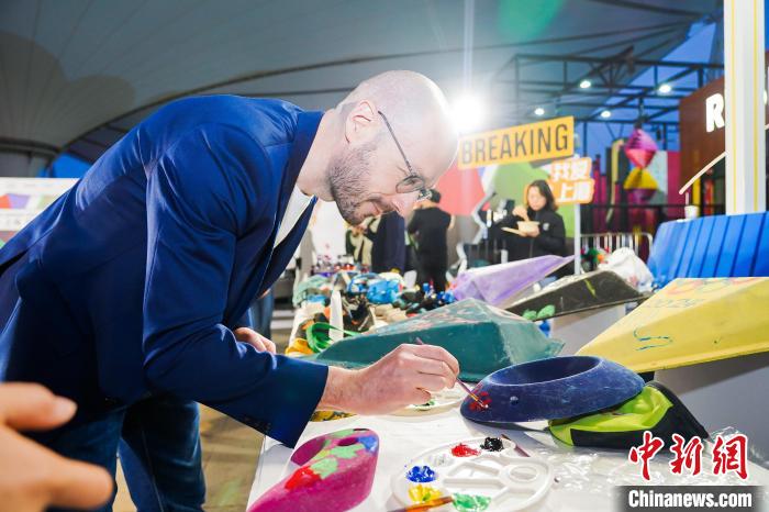 上海城市体育节启动 奥运资格赛倒计时30天迎全