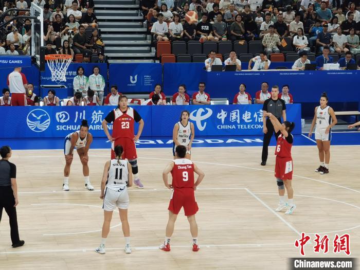 中国女篮大胜葡萄牙韩旭砍24分助队开门红