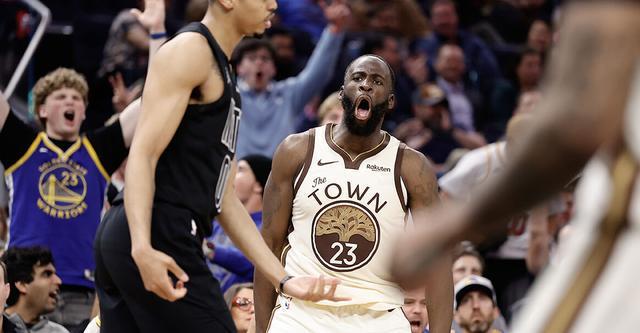 格林两罚锁定胜局 勇士险胜篮网桑托斯创生涯新