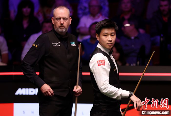 赵心童首次夺得斯诺克世锦赛冠军，开启中国斯