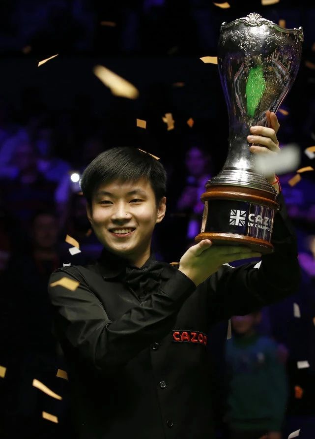 赵心童首次夺得斯诺克世锦赛冠军，开启中国斯