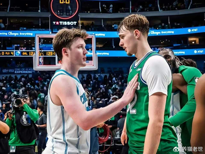 新秀弗拉格51分创纪录 挑战最佳新秀头衔