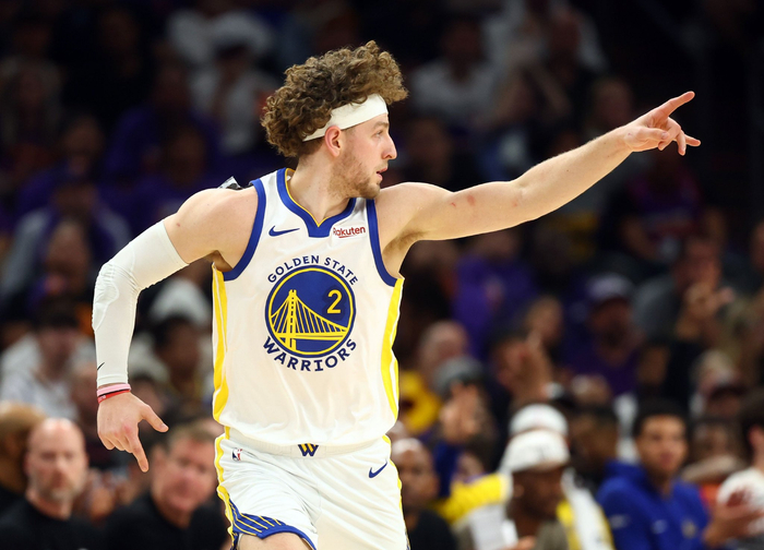 太阳无限换防战术击溃勇士 杰伦·格林36分助球队